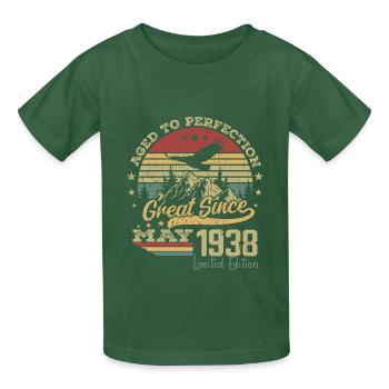 86 Jahre alt Vollendet gealtert geboren im Mai 1938 - Kinder T-Shirt von Russell - Flaschengrün - Vorne - AI Model Kid Male (0cm)