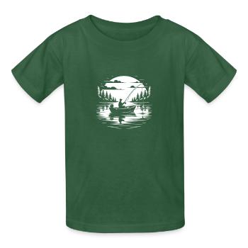 Die Ruhe des Anglers in der Natur - Kinder T-Shirt von Russell - Flaschengrün - Vorne - AI Model Kid Male (0cm)