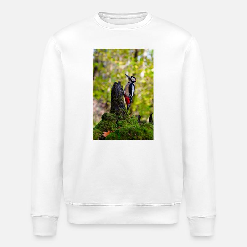 Specht auf moosigem Baumstamm - Stanley/Stella Unisex Bio-Sweatshirt ROLLER - Weiß