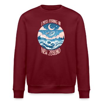 Angeln in Neuseeland - Stanley/Stella Unisex Bio-Sweatshirt ROLLER - Burgunderrot - Vorne - Nik (191cm)