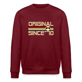 Seit 70 - Stanley/Stella Unisex Bio-Sweatshirt ROLLER - Burgunderrot - Vorne - Nik (191cm)