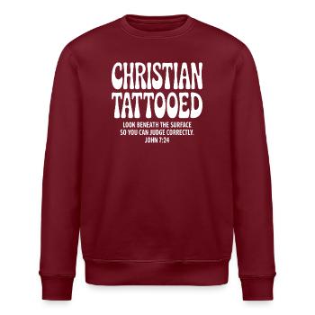 Christliche tätowierte Verstypografie - Stanley/Stella Unisex Bio-Sweatshirt ROLLER - Burgunderrot - Vorne - Nik (191cm)