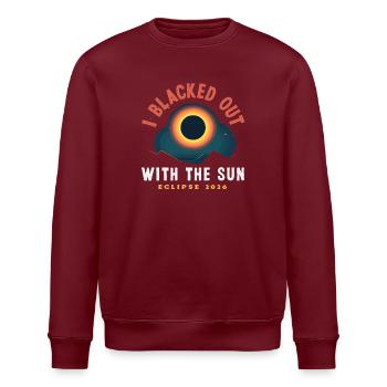 Solar eclipse 2026, August 12 - Stanley/Stella ROLLER Unisex Organic Sweatshirt - burgundy - Front - Nik (191cm)