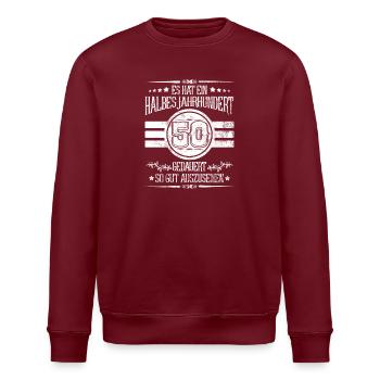 50. Geburtstag halbes Jahrhundert gut aussehen - Stanley/Stella Unisex Bio-Sweatshirt ROLLER - Burgunderrot - Vorne - Nik (191cm)