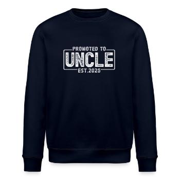 Beförderung zum Onkel 2025 - Stanley/Stella Unisex Bio-Sweatshirt ROLLER - Navy - Vorne - Nik (191cm)