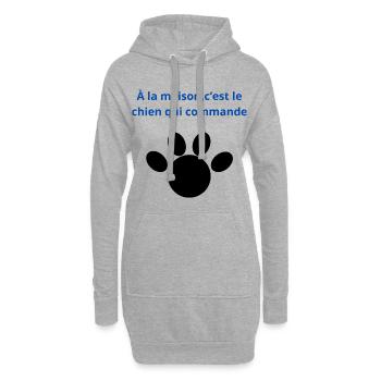 à_la_maison-_-c'est_le_chien_qui_commande - Sweat-shirt à capuche long Femme - gris chiné - Devant