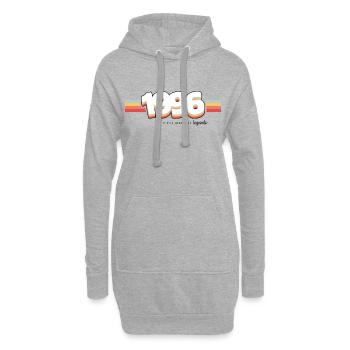 1996 the birth of legends - Sweat-shirt à capuche long Femme - gris chiné - Devant
