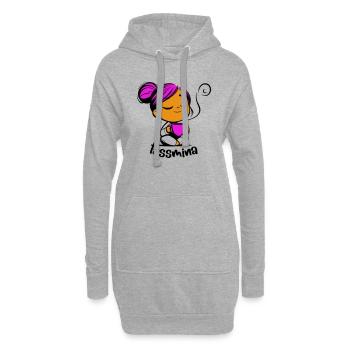 Tassmina enspannt mit einer Tasse Tee oder Kaffee - Hoodie-Kleid - Grau meliert - Vorne