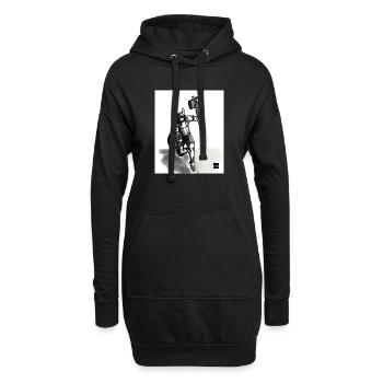 Wikingerkrieger mit Hammer auf dem Marsch - Hoodie-Kleid - Schwarz - Vorne