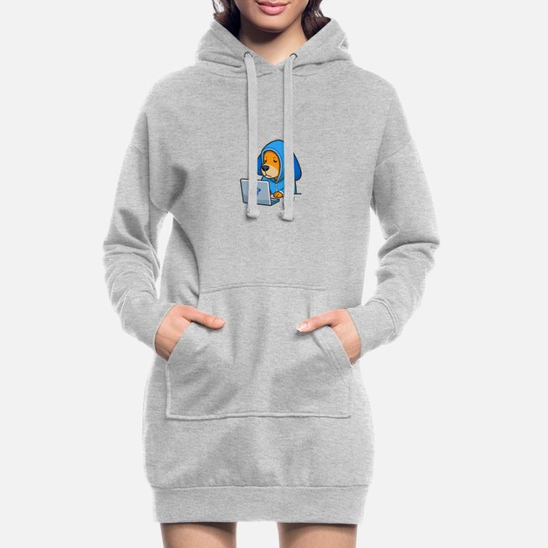 Un chien hacker mignon dort dans un sweat à capuche devant le PC Sweat-shirt à capuche long Femme