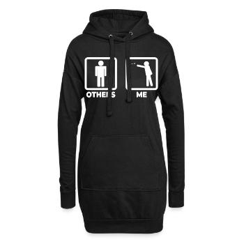 Dartspieler Strichmännchen - Hoodie-Kleid - Schwarz - Vorne
