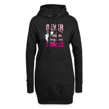 Ne jamais sous-estimer une femme qui aime les requins - Sweat-shirt à capuche long Femme - noir - Devant