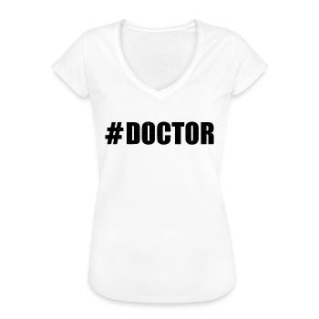 #Doctor - Women's Vintage T-Shirt - white - Front - Danielle (179cm)