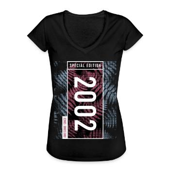 Special Edition 2002 Birthday Urban Graphic - Women's Vintage T-Shirt - black - Front - Danielle (179cm)