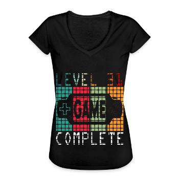 Level 31 Unlocked - Women's Vintage T-Shirt - black - Front - Danielle (179cm)