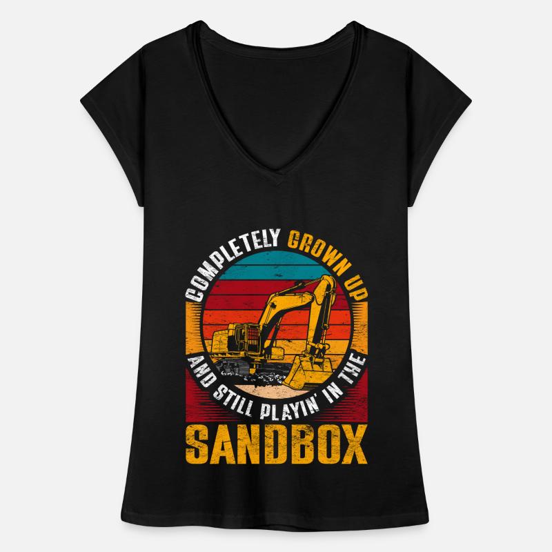 Baggerfahrer a grandi et joue dans le bac à sable T-shirt vintage Femme