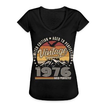 1976 Cadeau 49e Anniversaire 1976 Vintage 1976 - T-shirt vintage Femme - noir - Devant - Danielle (179cm)