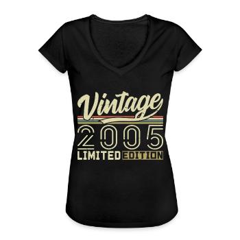 Legend since 2005 Born 2005 Birthday 19 years old - Women's Vintage T-Shirt - black - Front - Danielle (179cm)
