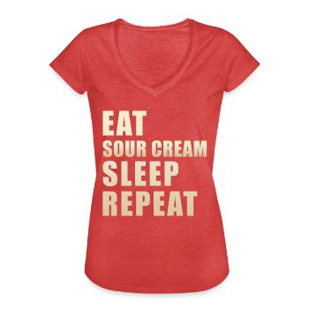 Crème aigre - T-shirt vintage Femme - rouge chiné - Devant - Danielle (179cm)
