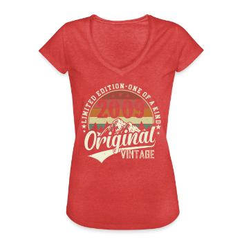 Unforgettable 2009: Vintage Birthday Shirt - Women's Vintage T-Shirt - heather red - Front - Danielle (179cm)