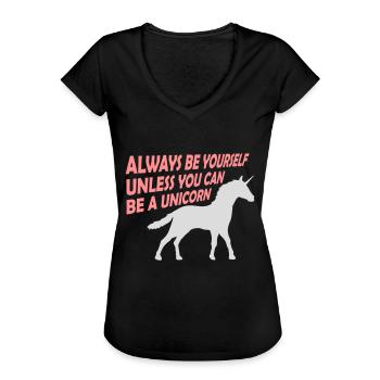 soyez toujours vous-même licorne - T-shirt vintage Femme - noir - Devant - Danielle (179cm)