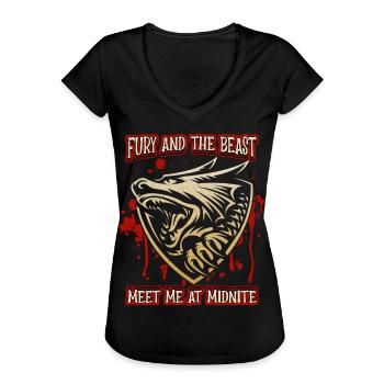 Werewolf and Blood Spatter, Saying, Zombie Monster - Women's Vintage T-Shirt - black - Front - Danielle (179cm)