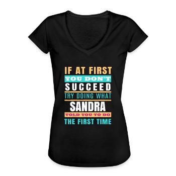 SANDRA Personalisierter Name - SANDRA Vorname - Frauen Vintage T-Shirt - Schwarz - Vorne - Danielle (179cm)
