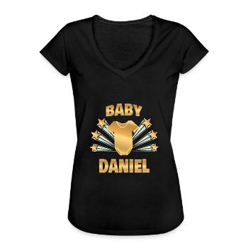 Pregnant Daniel - Women's Vintage T-Shirt - black - Front - Danielle (179cm)