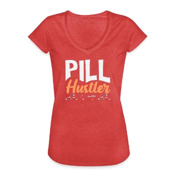 Farmacéutico Pill Hustler Técnico de farmacia - Camiseta vintage mujer - rojo salpicado - delante - Danielle (179cm)