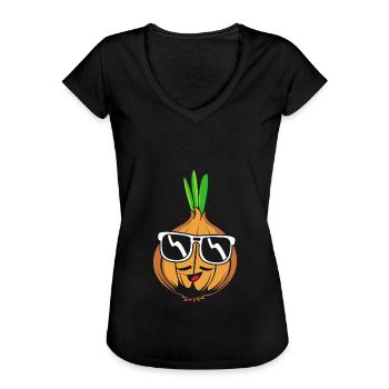 Onion - Women's Vintage T-Shirt - black - Front - Danielle (179cm)