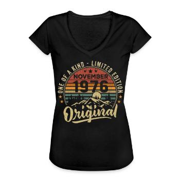 Millésime Novembre 1976 Cadeau Rétro Novembre 1976 - T-shirt vintage Femme - noir - Devant - Danielle (179cm)