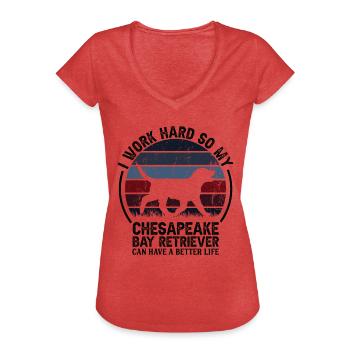 Travailler dur - Rétro Cavalier - T-shirt vintage Femme - rouge chiné - Devant - Danielle (179cm)