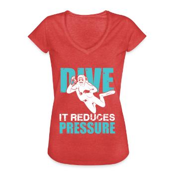 plonger plonger - T-shirt vintage Femme - rouge chiné - Devant - Danielle (179cm)