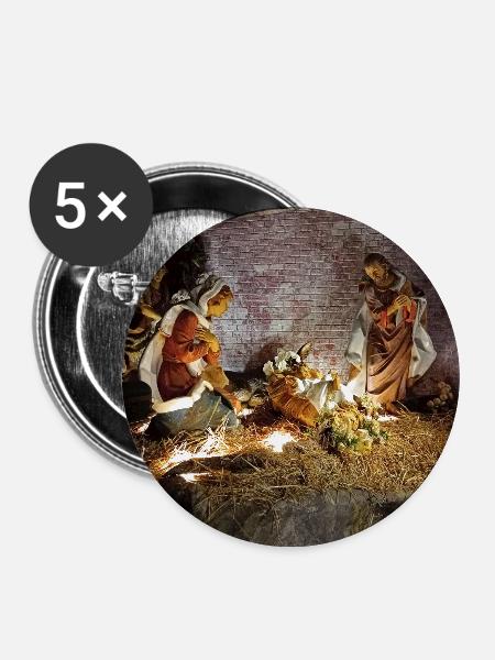 Illuminierte Krippe zwischen Steinen - Buttons groß 56 mm (5er Pack) - Weiß