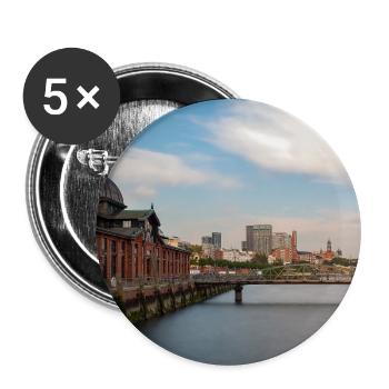 Salle historique des ventes aux enchères de poissons à Hambourg - Lot de 5 grands badges (56 mm) - blanc - Devant