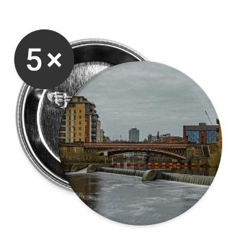 Urbane Flussszene mit Brücke - Buttons groß 56 mm (5er Pack) - Weiß - Vorne