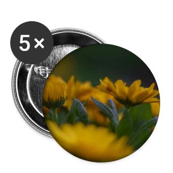 Des fleurs jaune vif s’épanouissent au milieu d’une feuille verte luxuriante - Lot de 5 grands badges (56 mm) - blanc - Devant