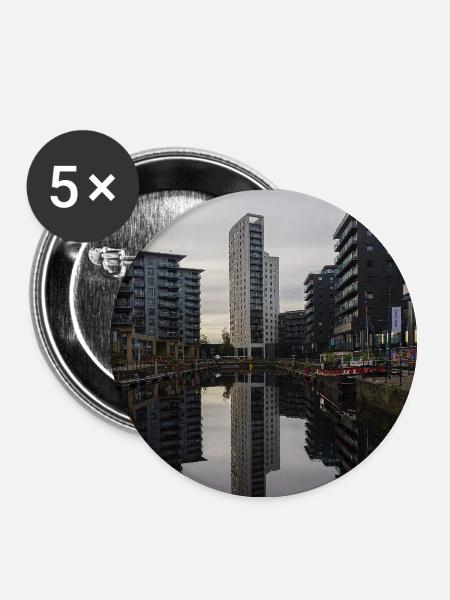 Urbane Reflexion - Buttons groß 56 mm (5er Pack) - Weiß