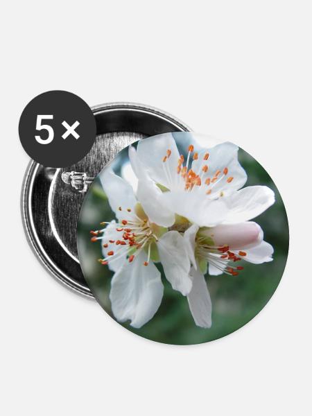 Mandelblüte Frühlingslook 02 - Buttons groß 56 mm (5er Pack) - Weiß
