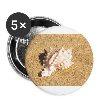 exotische große Schale auf dem Sand - Buttons groß 56 mm (5er Pack) - Weiß - Vorne
