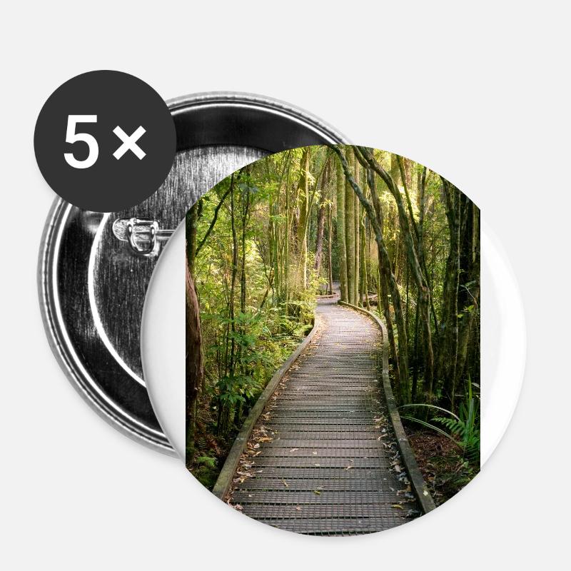 Der Endlose Boardwalk – Ein Pfad durch Neuseelands - Buttons groß 56 mm (5er Pack) - Weiß