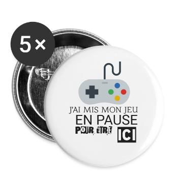JEU EN PAUSE - Lot de 5 grands badges (56 mm) - blanc - Devant