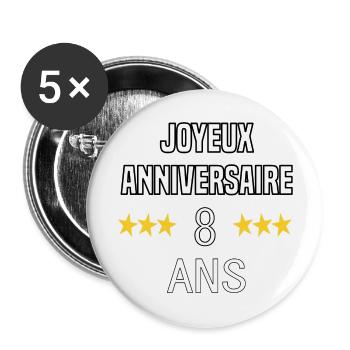 Joyeux Anniversaire 8 Ans - Lot de 5 grands badges (56 mm) - blanc - Devant