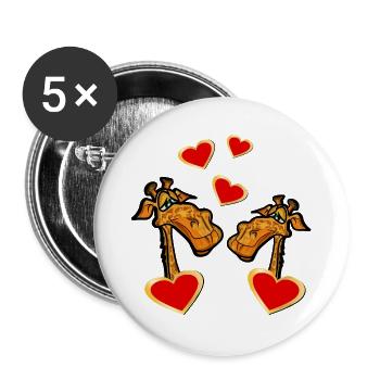 VERLIEBTE PAARE GIRAFFEN HERZ - Buttons groß 56 mm (5er Pack) - Weiß - Vorne
