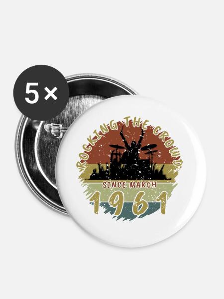 65. Geburtstag Rocking the crowd DRM 03/1961 - Buttons groß 56 mm (5er Pack) - Weiß