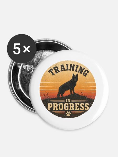 Training in Progress - Buttons groß 56 mm (5er Pack) - Weiß