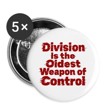 Fettgedruckte, notierte Typografie mit "Division Is - Buttons groß 56 mm (5er Pack) - Weiß - Vorne