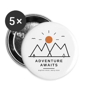 Adventure Awaits - Buttons groß 56 mm (5er Pack) - Weiß - Vorne