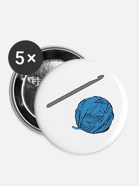 Blaues Häkel-Garn mit Häkelnadel - Buttons groß 56 mm (5er Pack) - Weiß