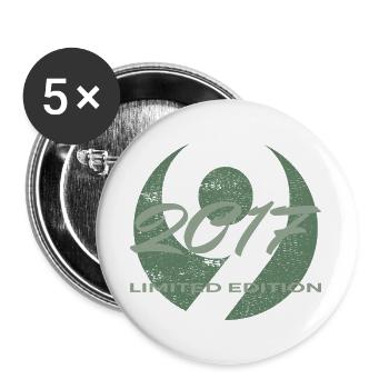 9. Geburtstag 2017 Jungen und Mädchen Geschenk - Buttons groß 56 mm (5er Pack) - Weiß - Vorne